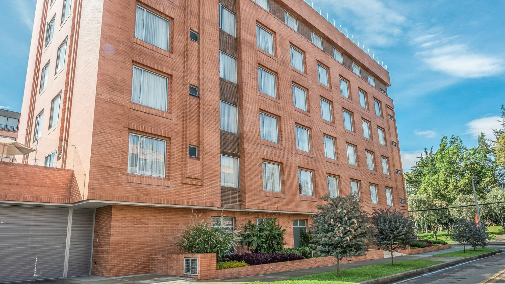 Hotel Plaza Suites Bogotá Dış mekan fotoğraf